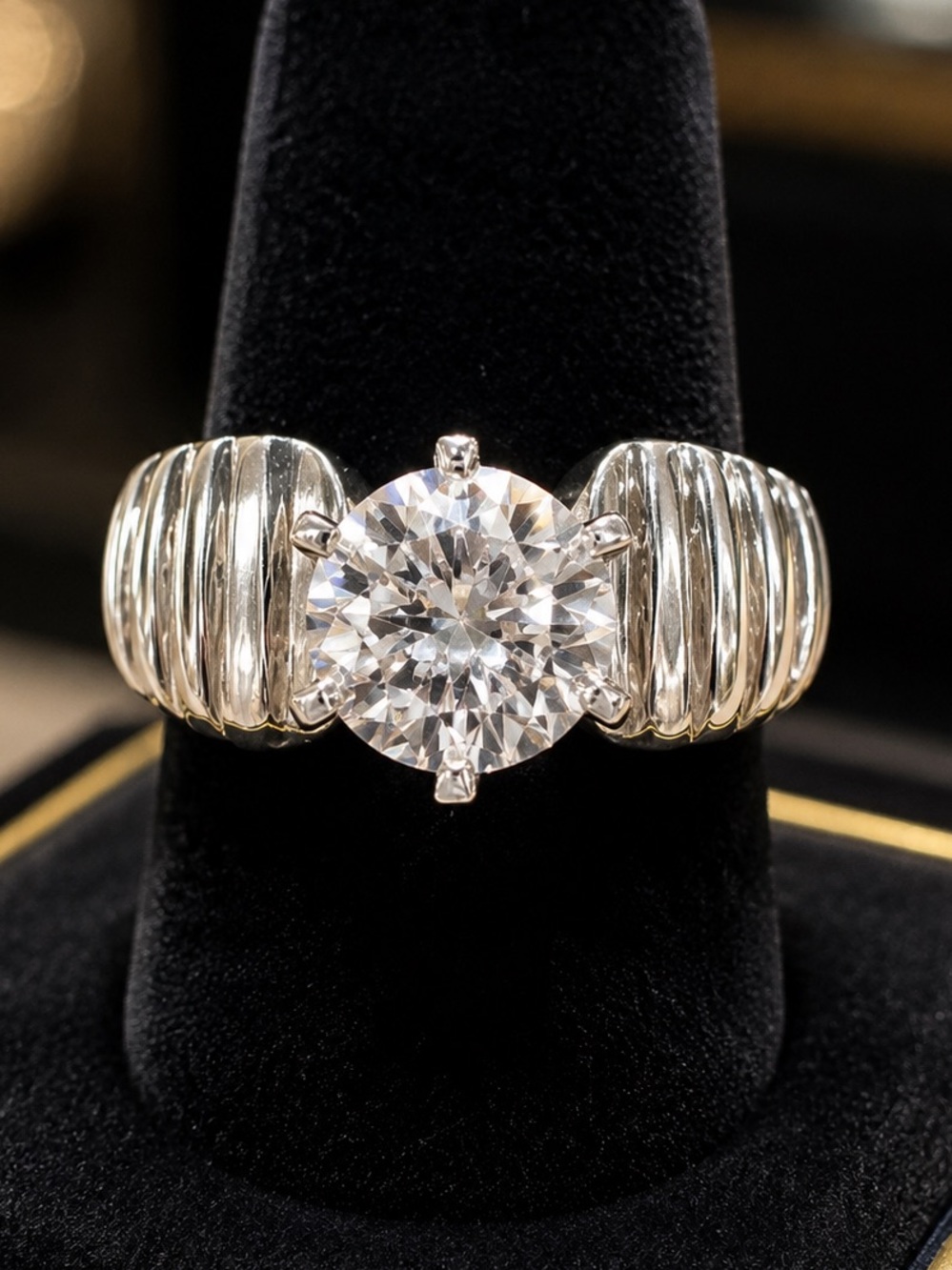 Sterling Silver Ridged Engagement Wedding Ring w 2CT CZ | Size 7.75 | EUC